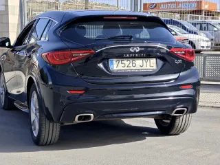 Infiniti Q30 2017