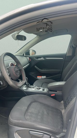 Audi A3 Sportback 1.6 TDI Str Attraction Ed. esp