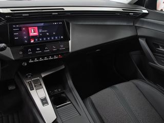 Peugeot 408 408 Allure HYBRID 136 eDCS6