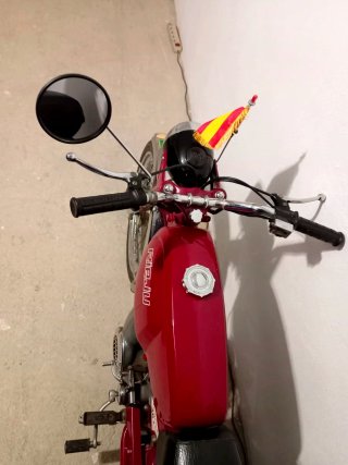Rieju Comfort 401 Roja Clásica