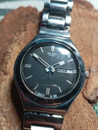 Orologio Swatch Swiss Nero e Argento