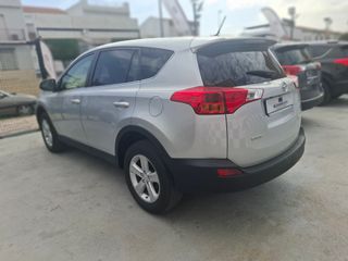 Toyota RAV4 2014