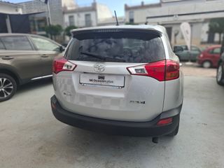 Toyota RAV4 2014