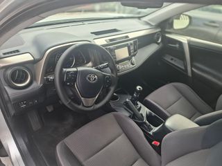 Toyota RAV4 2014