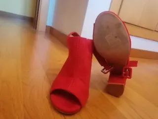 Sandalias de tacón  rojas