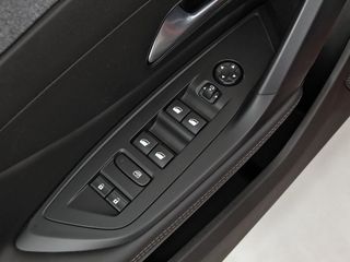 Peugeot 408 408 Allure HYBRID 136 eDCS6