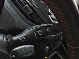 Ford Tourneo Courier 1.0 EcoBoost 74kW (100CV) Sport
