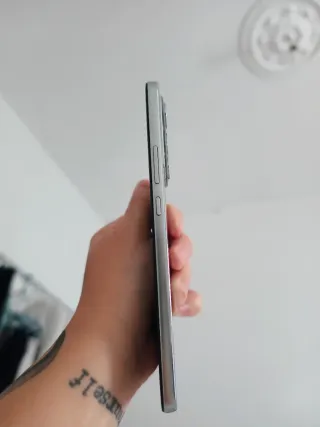 Motorola Edge 30 Argento