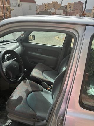 Nissan Micra 1.3 i