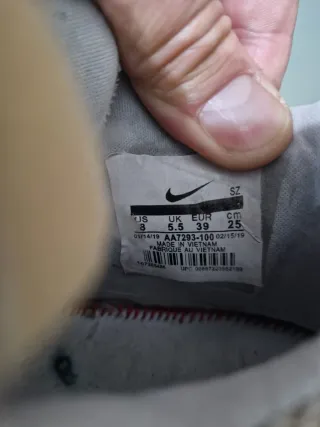 Nike Air Rubber Dunk x Off-White