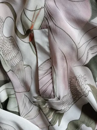 Chaqueta bomber estampada