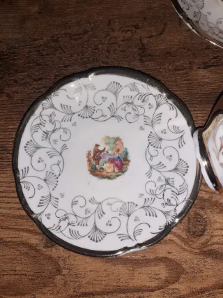 Servizio da tè/caffè in porcellana oro e bianco