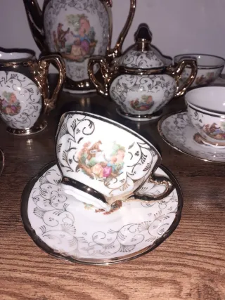 Servizio da tè/caffè in porcellana oro e bianco