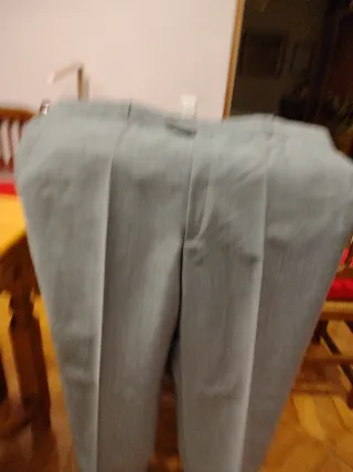 Pantalón de verano caballero gris