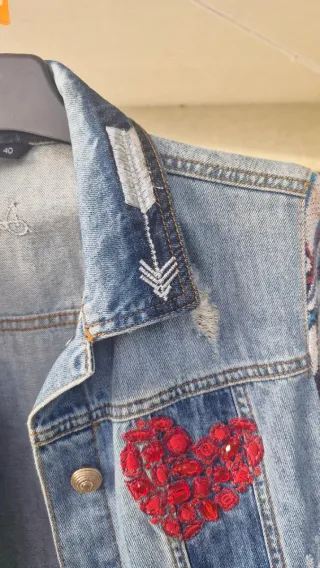 Chaqueta Desigual Corazón Rojo Talla M