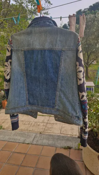 Chaqueta Desigual Corazón Rojo Talla M