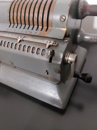 Antigua Máquina Calcular - Original Odhner.