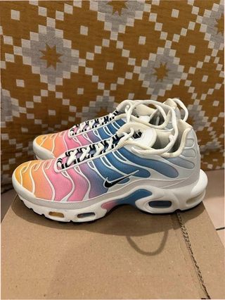 T. 40 ⚡️ Nike Air Max Plus Summer Gradient Mujer
