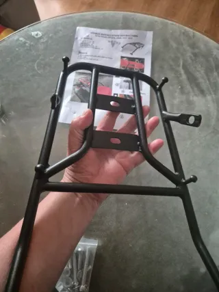 Portaequipajes trasero moto negro
