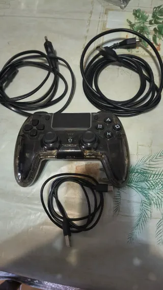 PS4 Pro 500GB + 6 Juegos, 2 Mandos y Auriculares