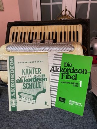 Acordeón Hohner Verdi III