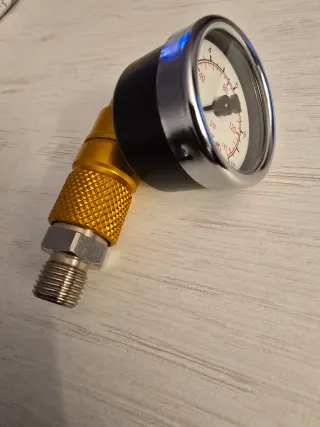 Regulador de aire con manómetro