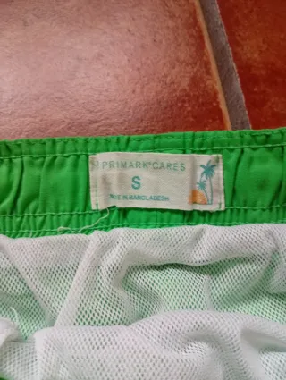 Lote 2 bañadores niño