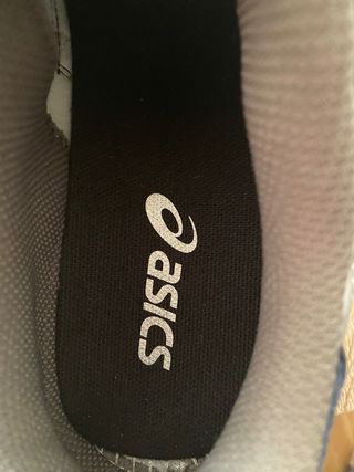 Asics Gel Nyc azules y azul marino