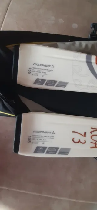 Esquís Fischer KOA 73 con fijaciones