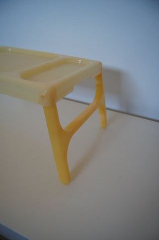 Tabuleiro - ideal para refeições na cama