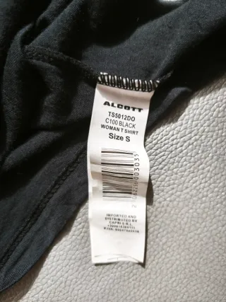 T-shirt Alcott Preto Laço Renda