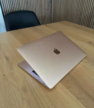 MacBook Air Oro Rosa