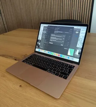 MacBook Air Oro Rosa