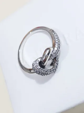 Anillo Pandora Corazones Anudados. Talla 52