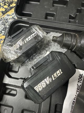 Pistola de impacto OneVan 3100N.M Con cargador