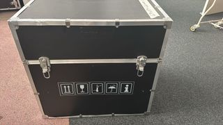 Baúl transporte aluminio 69x54x66cm