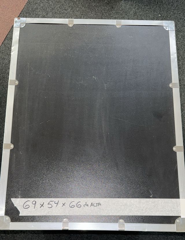 Baúl transporte aluminio 69x54x66cm