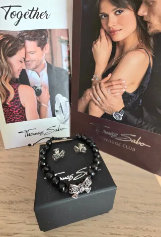 Conjunto Pulsera y Pendientes marca THOMAS SABO