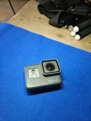 GoPro Hero 5 Black + Accesorios