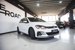 Volkswagen Golf GTI Performance 245cv FULL EQUIP