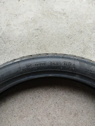 Neumático Michelin Anakee Adventure 90/90-21