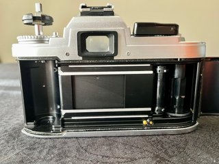 Nikon FG (Corpo) - Testada e Funcional + Grip Orig