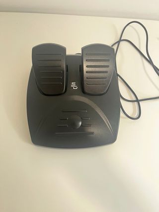 Volante per PS4 e PC Subsonic SV250 con pedali