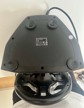 Volante per PS4 e PC Subsonic SV250 con pedali