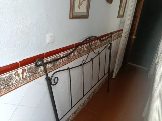 Cabecero de cama de metal forjado