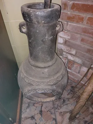 Barbacoa mora antigua de piedra o barro