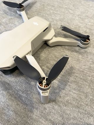 Dron DJI Mavic Mini Combo 249gr