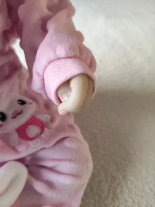 Muñeca bebé realista con accesorios