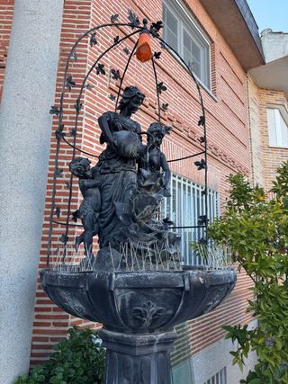 Fontana da giardino decorativa