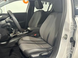 Peugeot 208 Allure Puretech 100